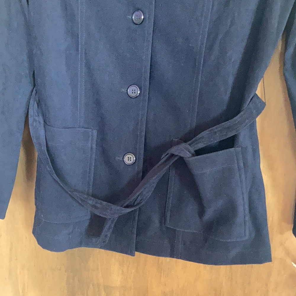 Vintage 90s navy blue button up jacket with belt and shoulder pads - Picture 5 of 17